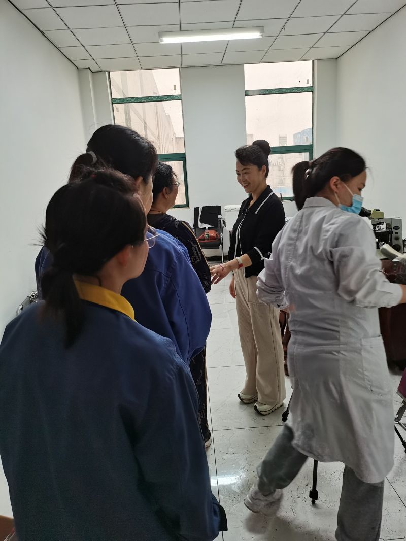 能礦錳業(yè)：為38名女工篩查“兩癌”、443名職工進(jìn)行職業(yè)健康體檢